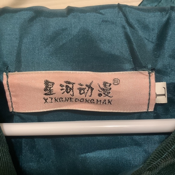 Attack on Titan Scout Regiment Cosplay Jacket and Cape - Picture 4 of 9